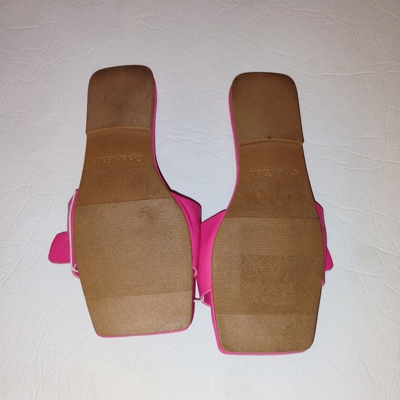 NWOB Open Edit Sandals Size 6.5 Hot Pink Chic Chain Sandals Sleek Slides - Picture 2 of 2